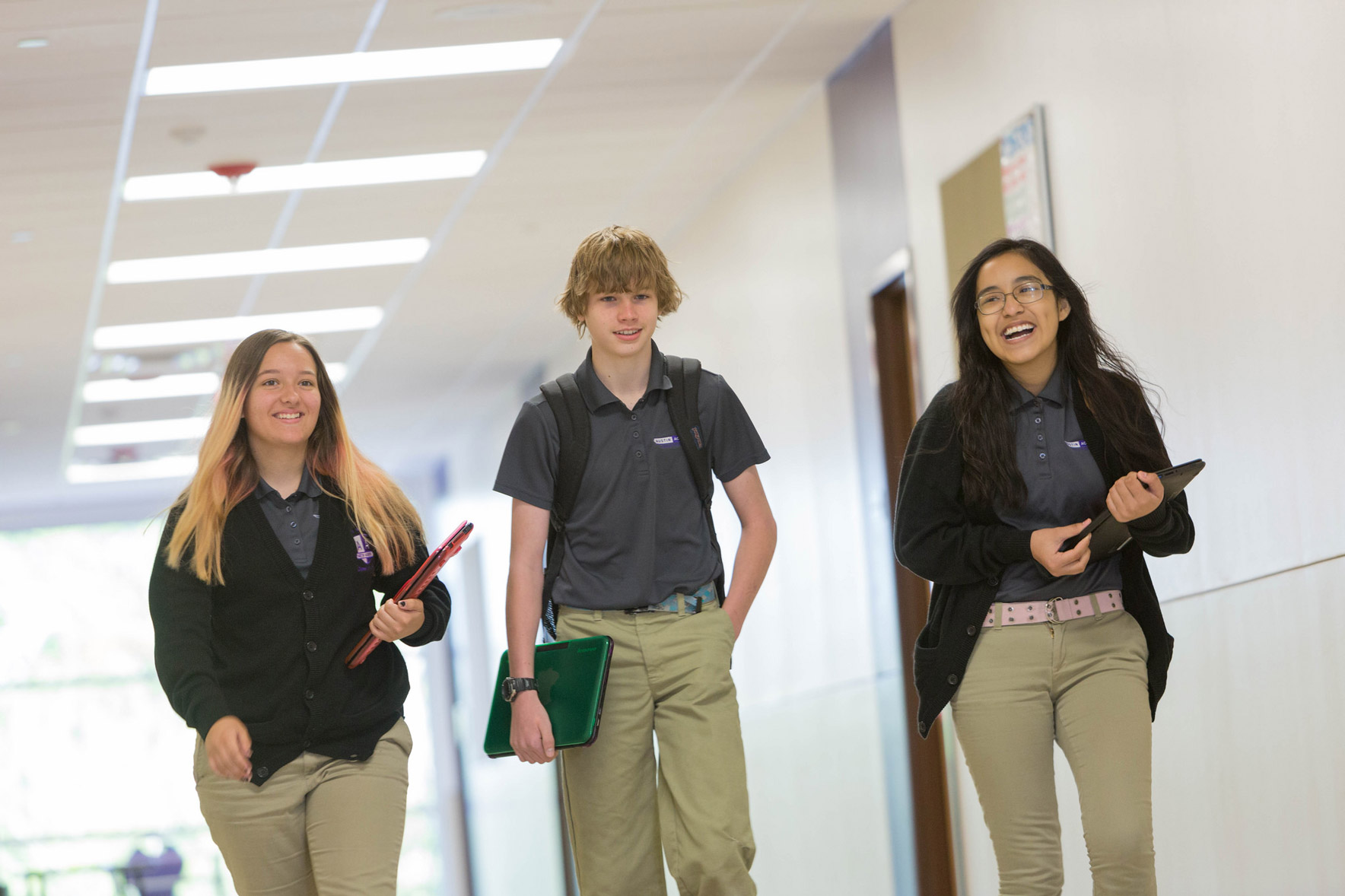 Students Serena Murphy, Ian Wood, Odalys Contreras